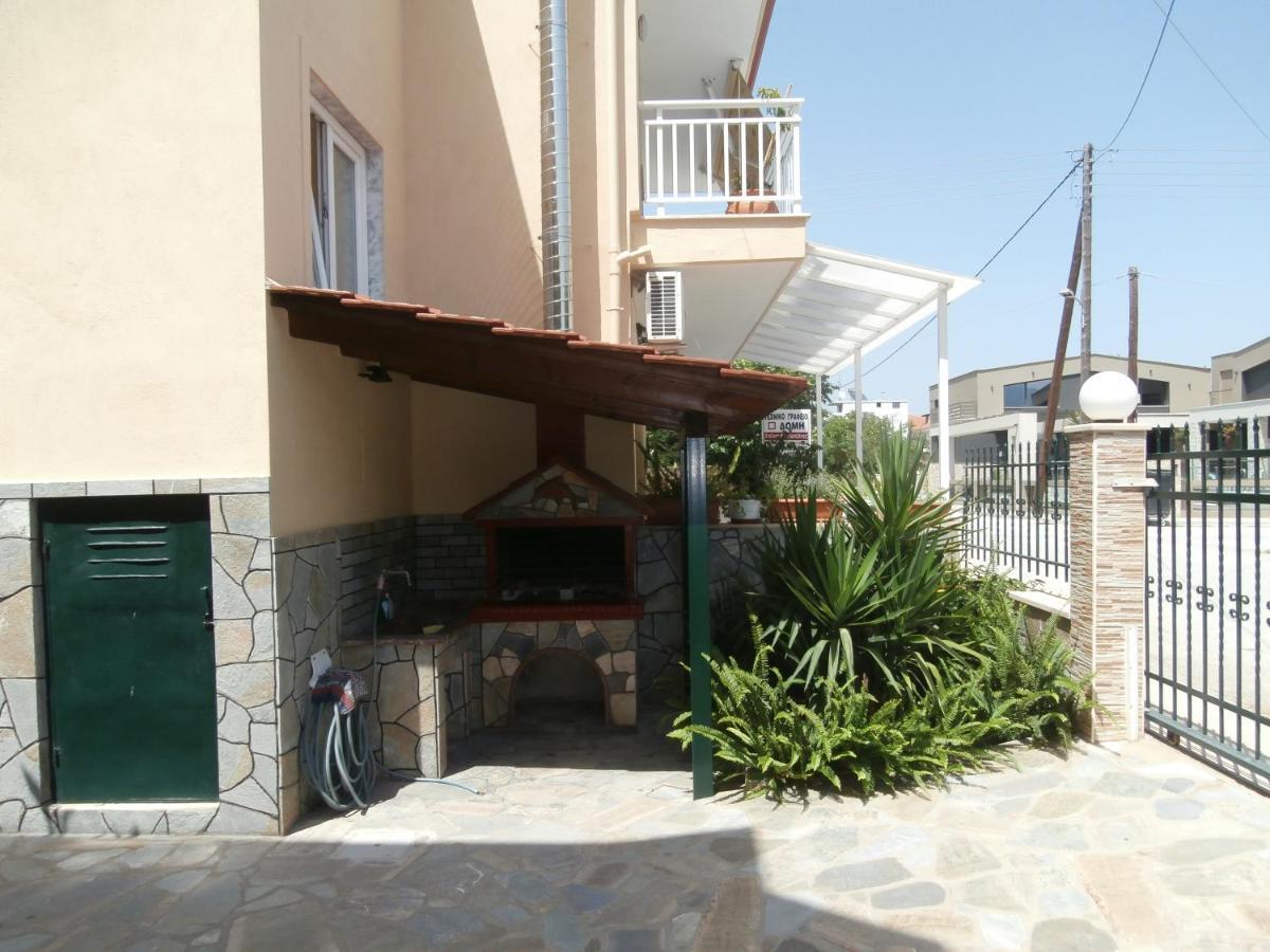 Villa Finikas Nea Vrasna Luaran gambar